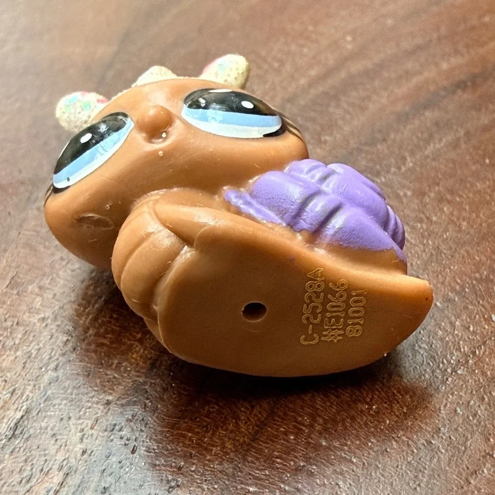 Littlest Pet Shop LPS Dollop Snail Series 2‎ #2-23 Chocolate Collection tube